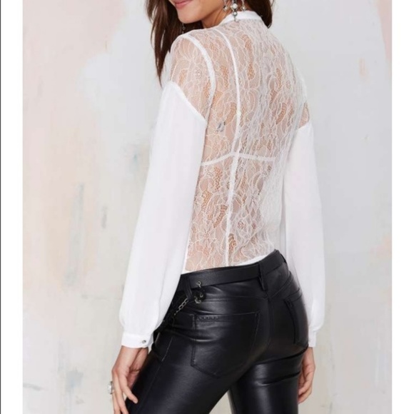 GORGEOUS WHITE BODYSUIT WITH SHEER LACE BACK S - Picture 2 of 4